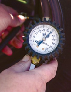 Keep the tires properly inflated to the tire pressure to reduce regular fuel use by 3-4%.